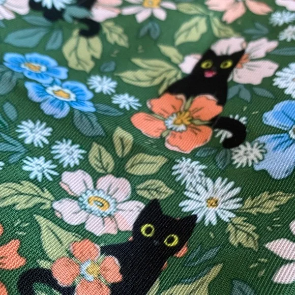 Floral Cat Print Bucket Hat - Picture 4 of 8